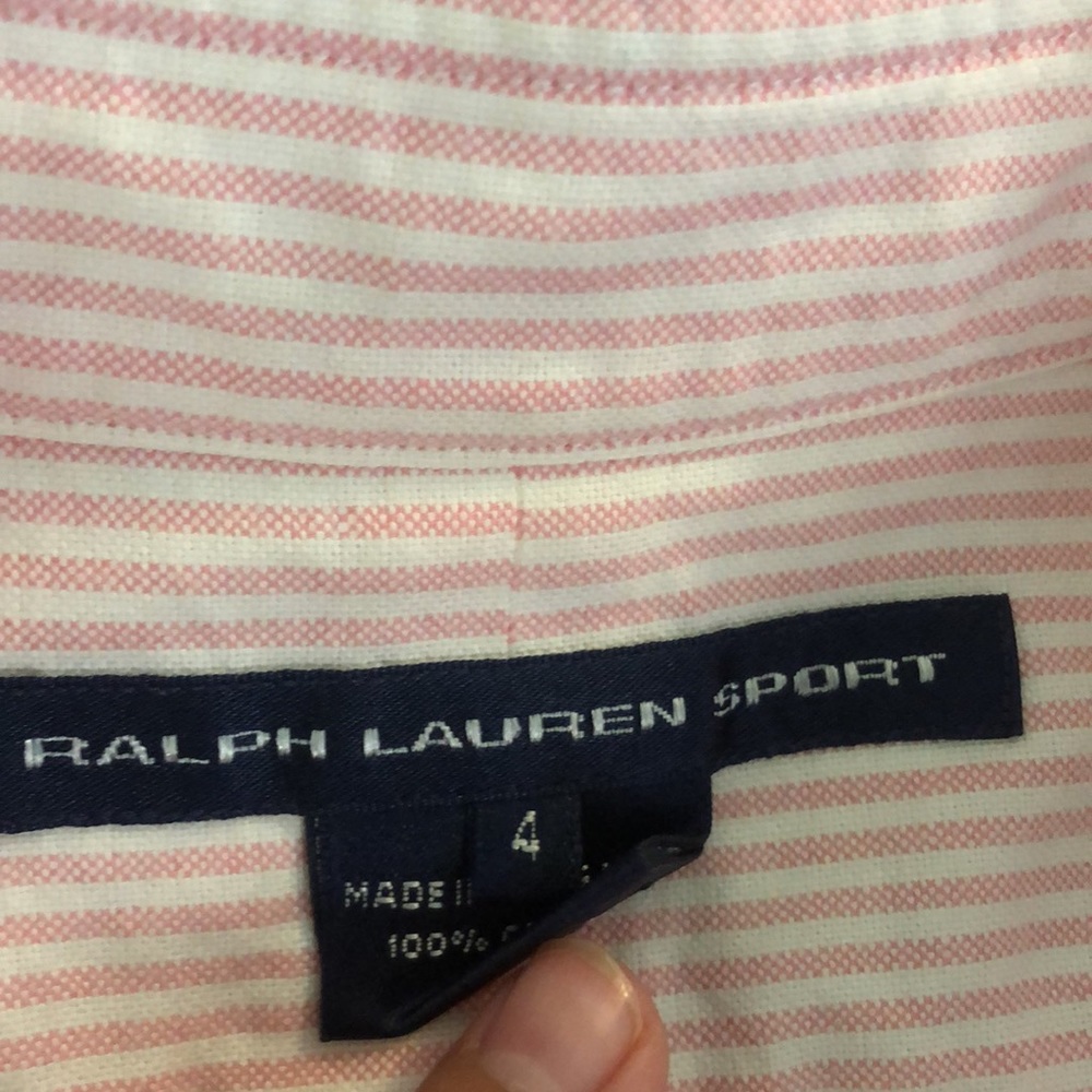 Ralph Lauren shirts one size4 and the other is size2 the size4 fits the same - Picture 5 of 5